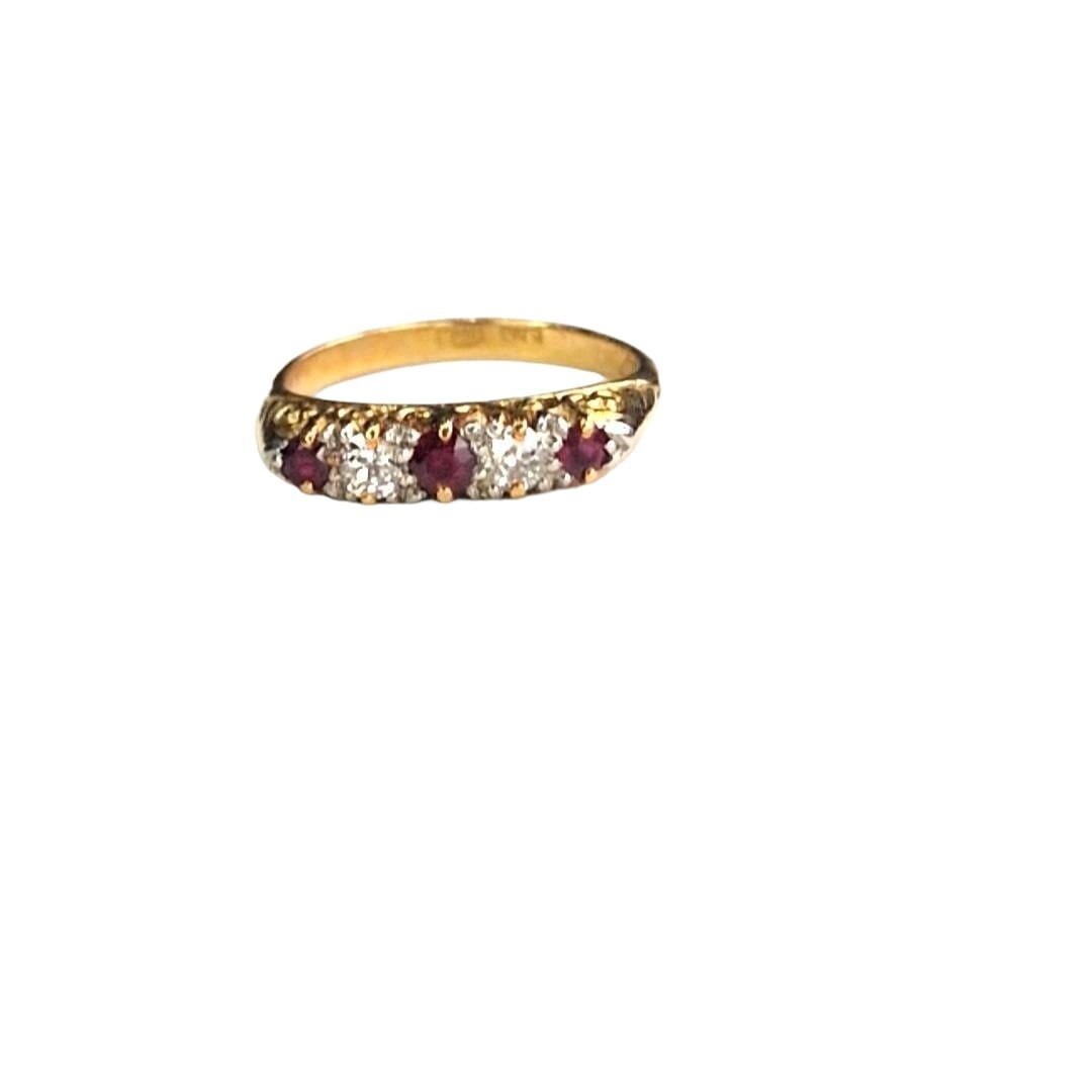 Vintage style 18ct Diamond and ruby ring