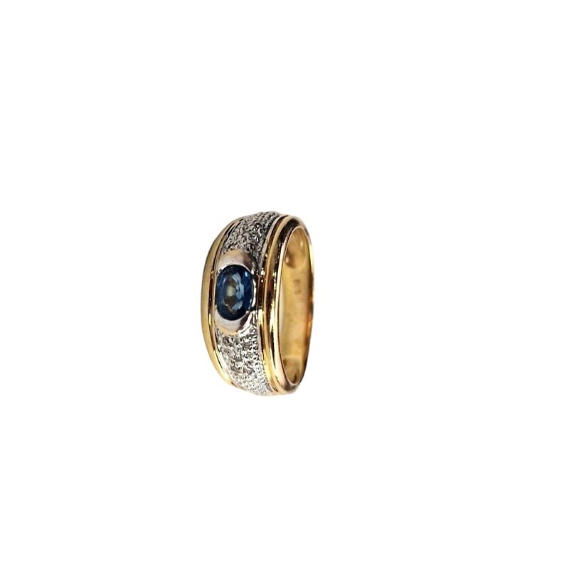 14ct Yellow gold diamond and sapphire ring