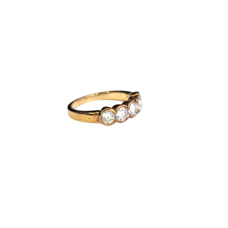 9ct yellow gold 5 diamond set ring