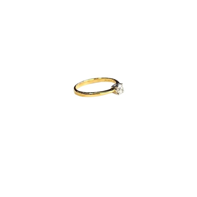 Yellow Gold Single Set Diamond Ring RC2026
