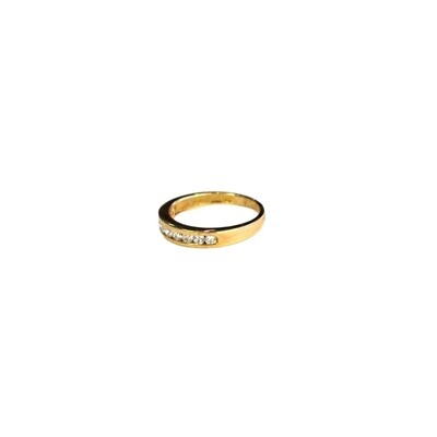 18ct yellow gold half eternity ring