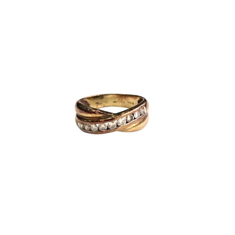 9ct Yellow gold diamond crossover ring