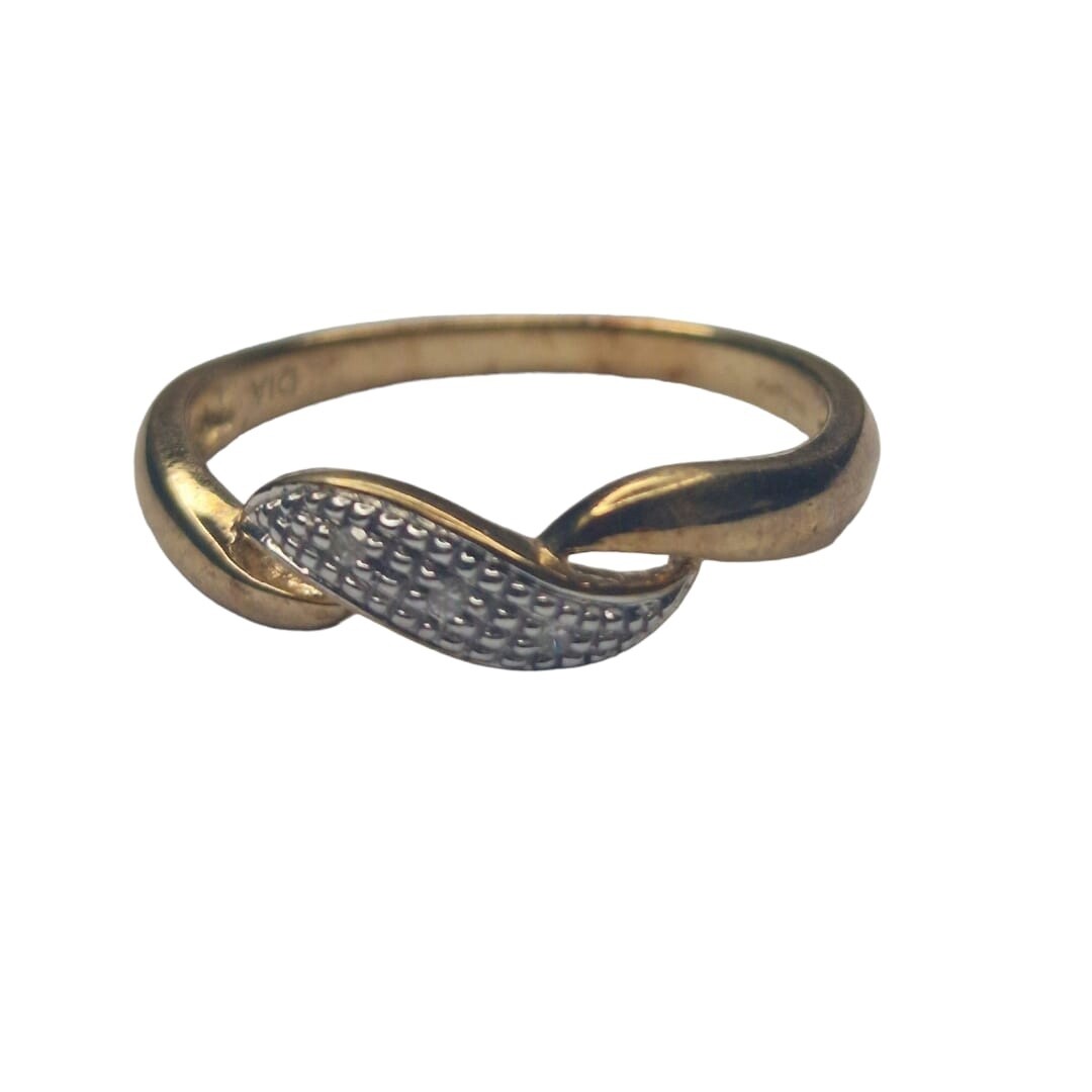 9ct yellow gold diamond set twist ring