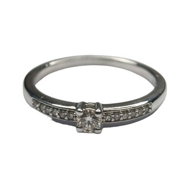 9ct white gold diamond ring