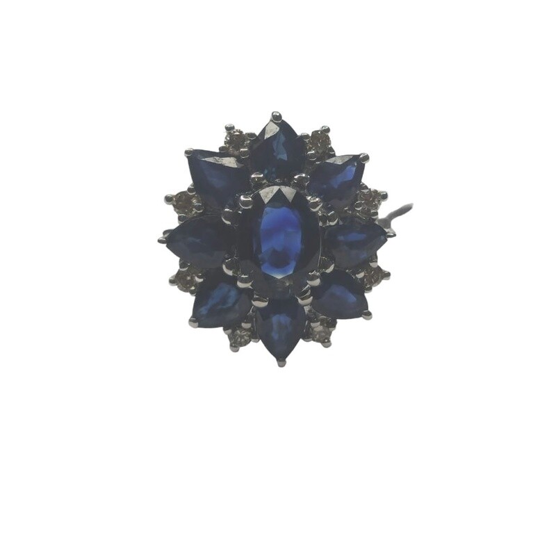 9ct white gold sapphire flower style ring