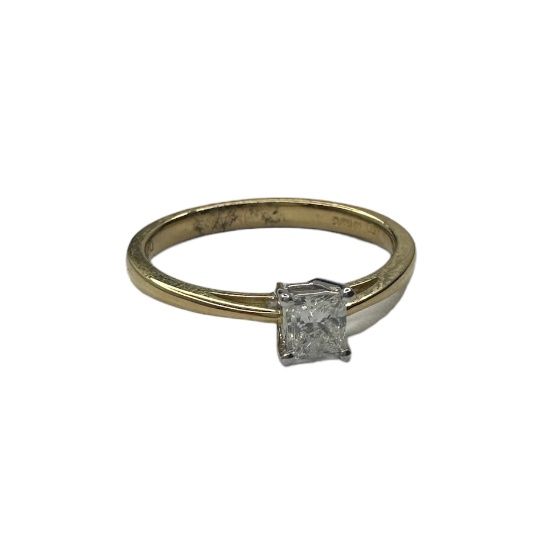 18ct yellow gold single set diamond princess cut ring