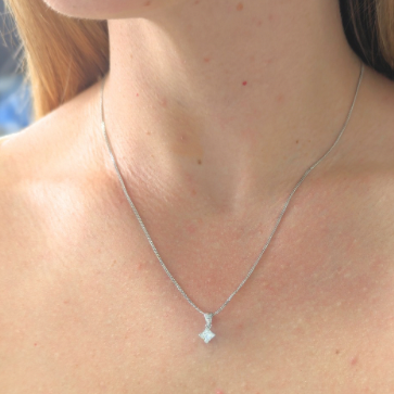 Platinum Necklaces