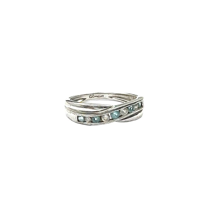 9ct white gold diamond and aqua set Marine ring