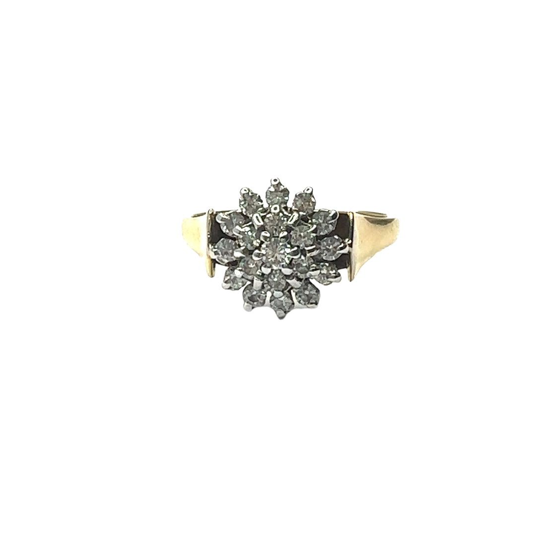 18ct yellow gold cluster flower diamond ring