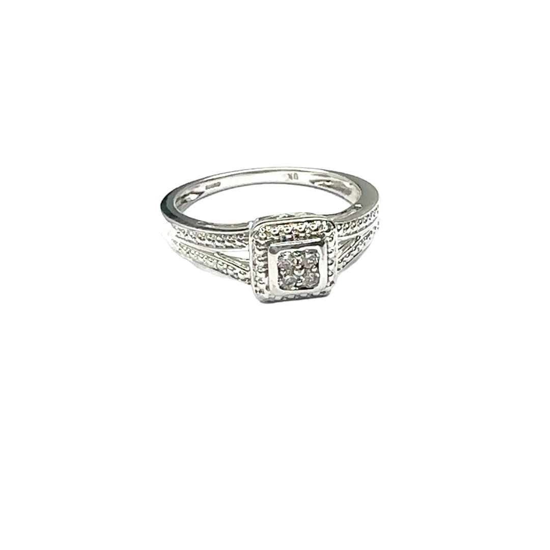 9ct white gold diamond cluster mount set ring
