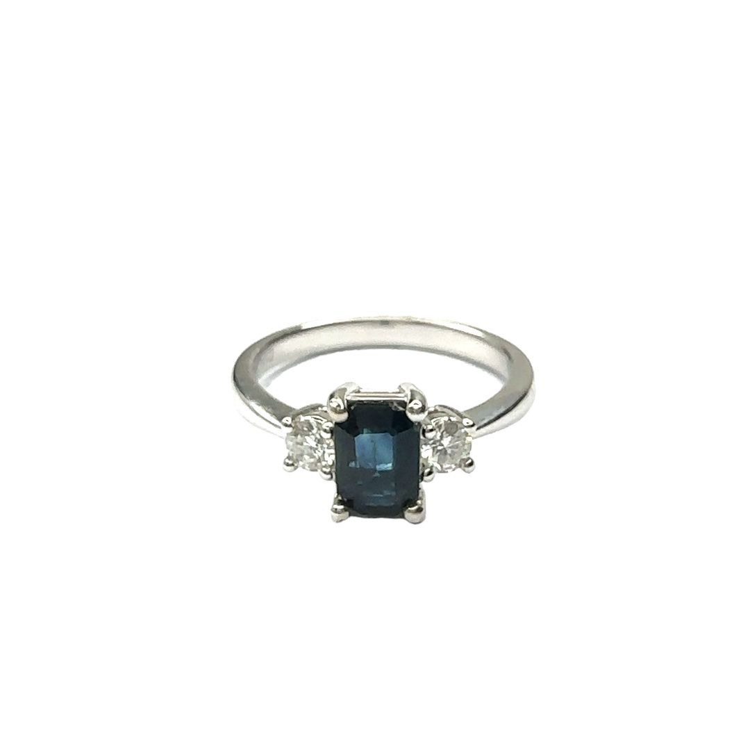 18ct white gold blue sapphire and diamond ring  ring