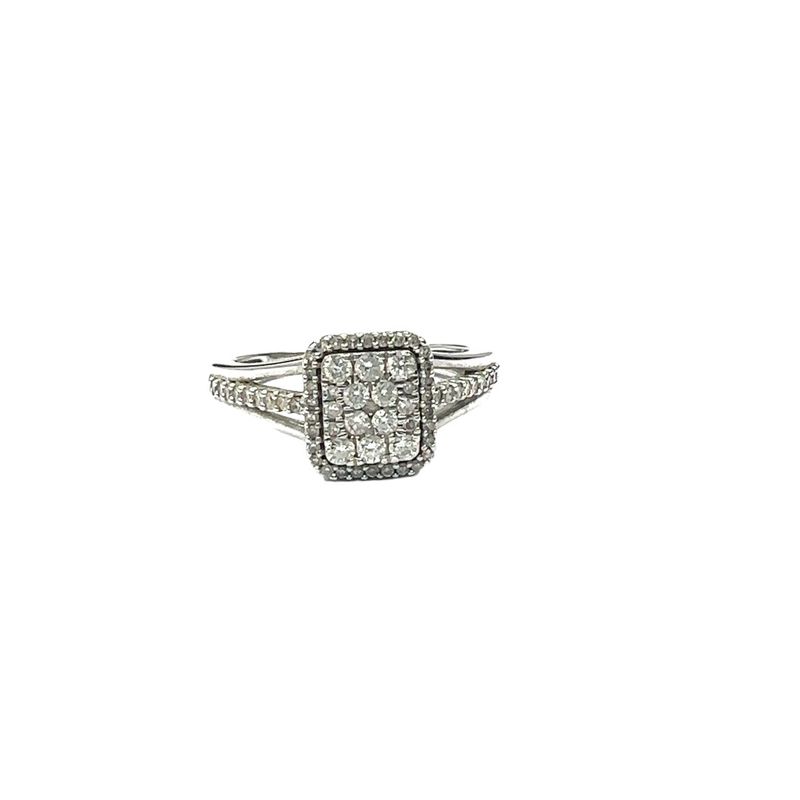 9ct white gold cluster set diamond ring