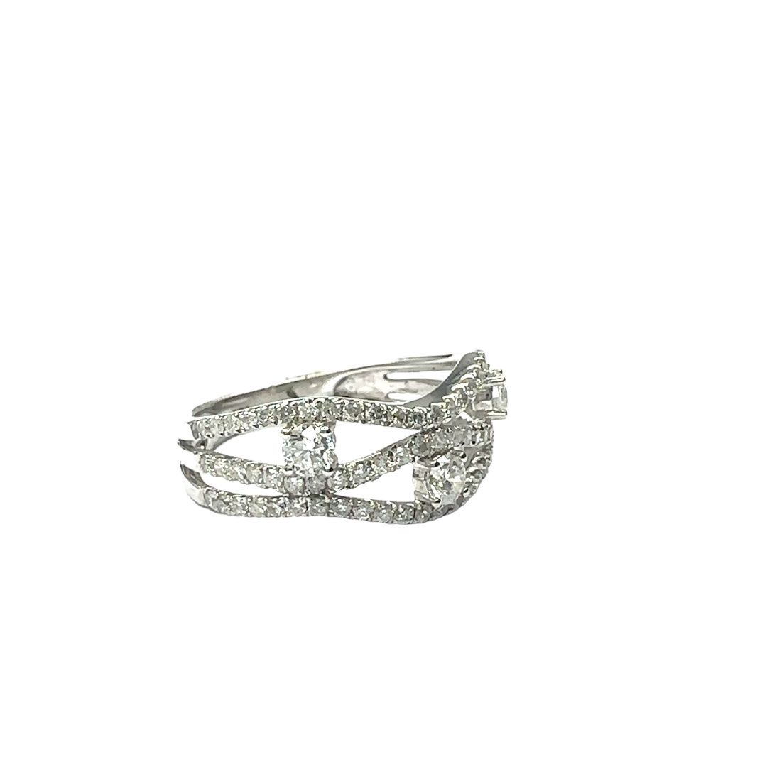 18ct white gold diamond set gold ring