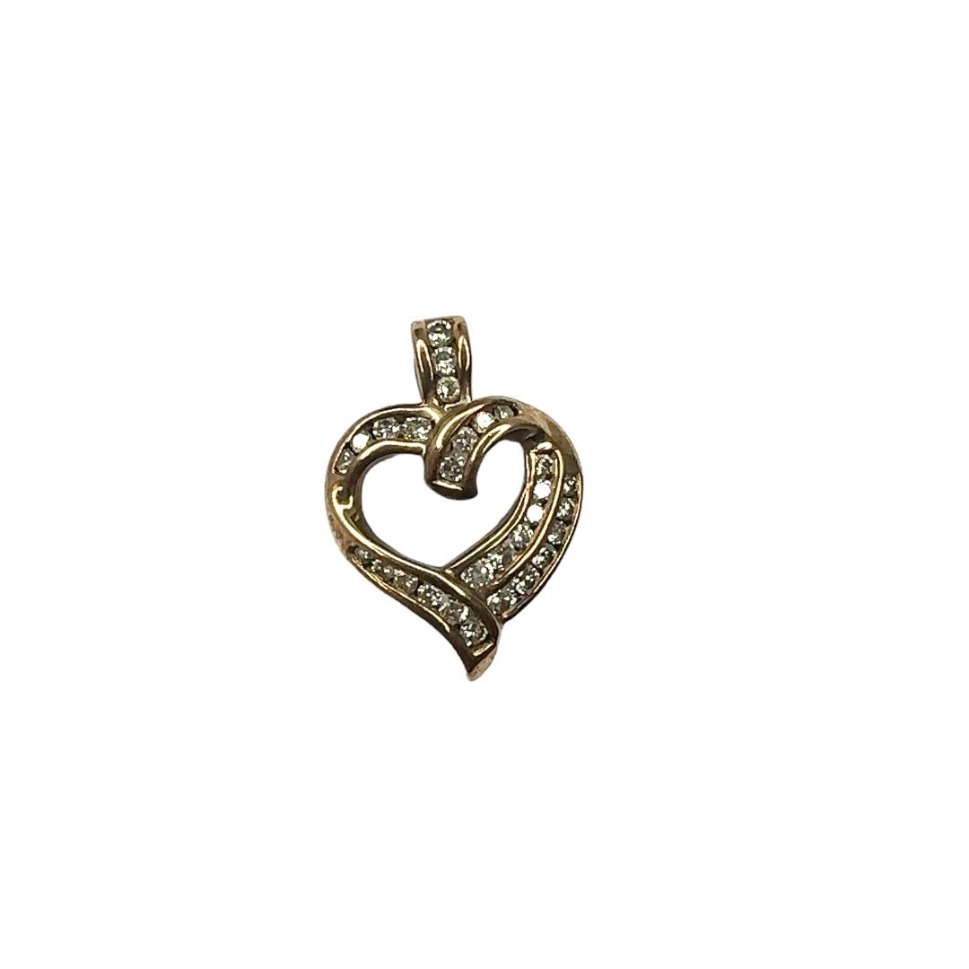 9ct diamond set heart pendent