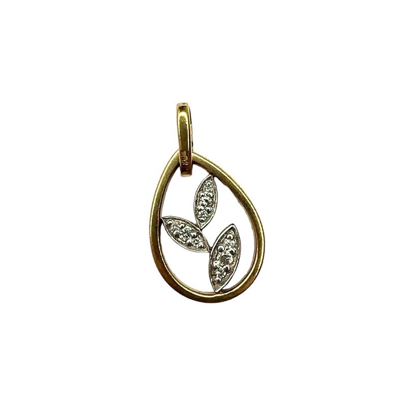 Leaf Me No Where. Diamond Necklace RC751