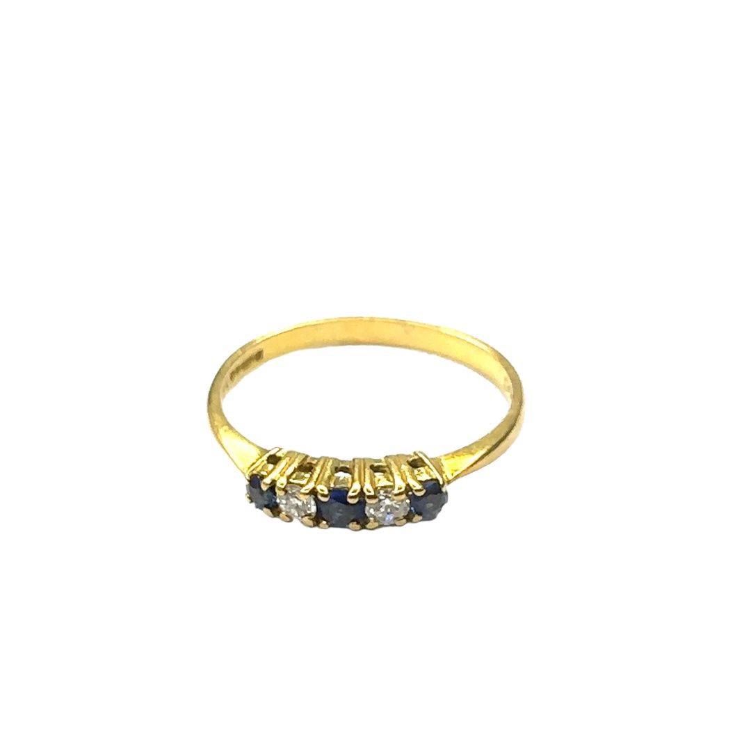 18ct yellow gold diamond 0.10ct and sapphire set ring