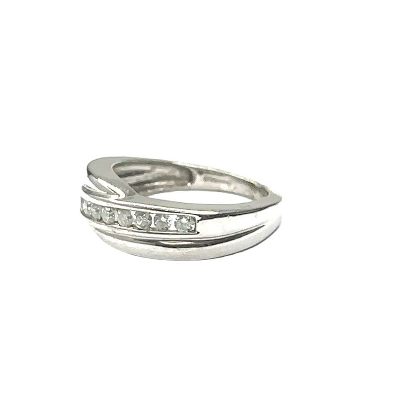 9ct white gold diamond 0.50 ring