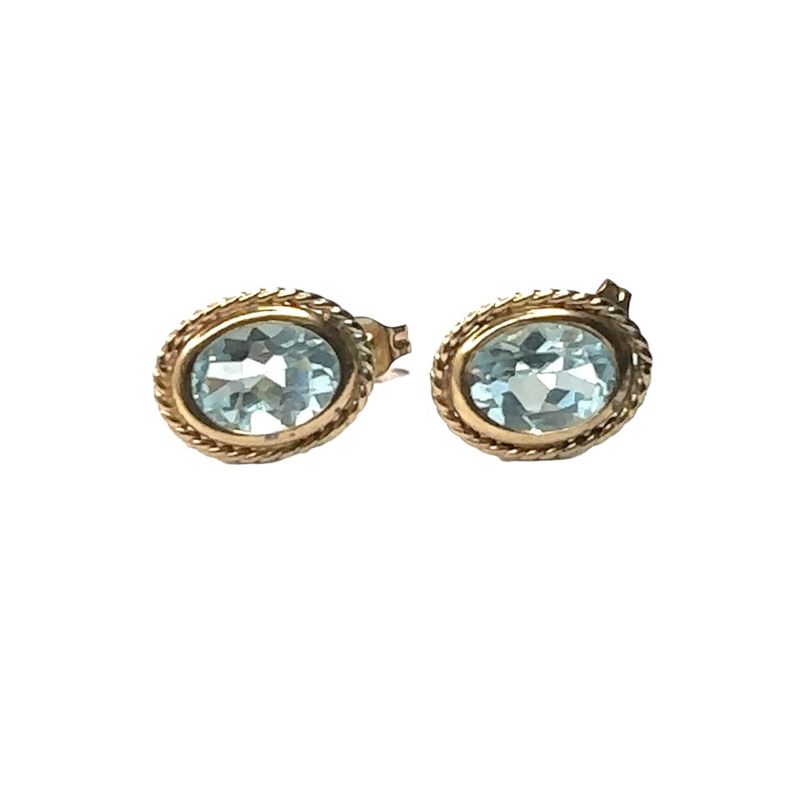 9ct yellow gold 1.8ct aquamarine set earrings