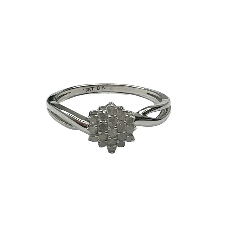 9ct white gold diamond 0.15ct flower style set ring