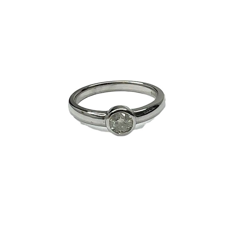 18ct white gold diamond 0.25ct single set ring