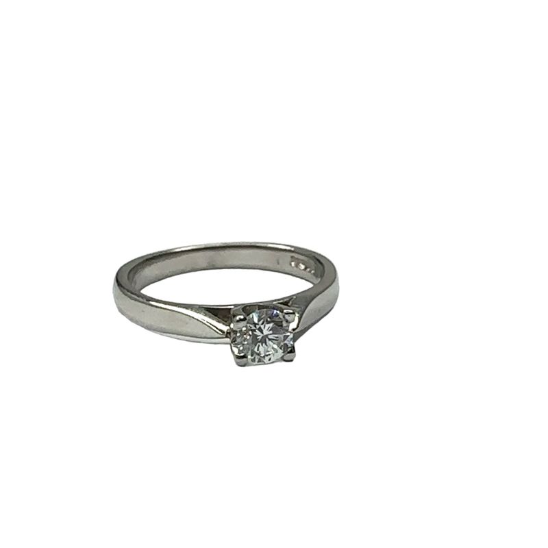 Platinum single set diamond 0.25ct ring
