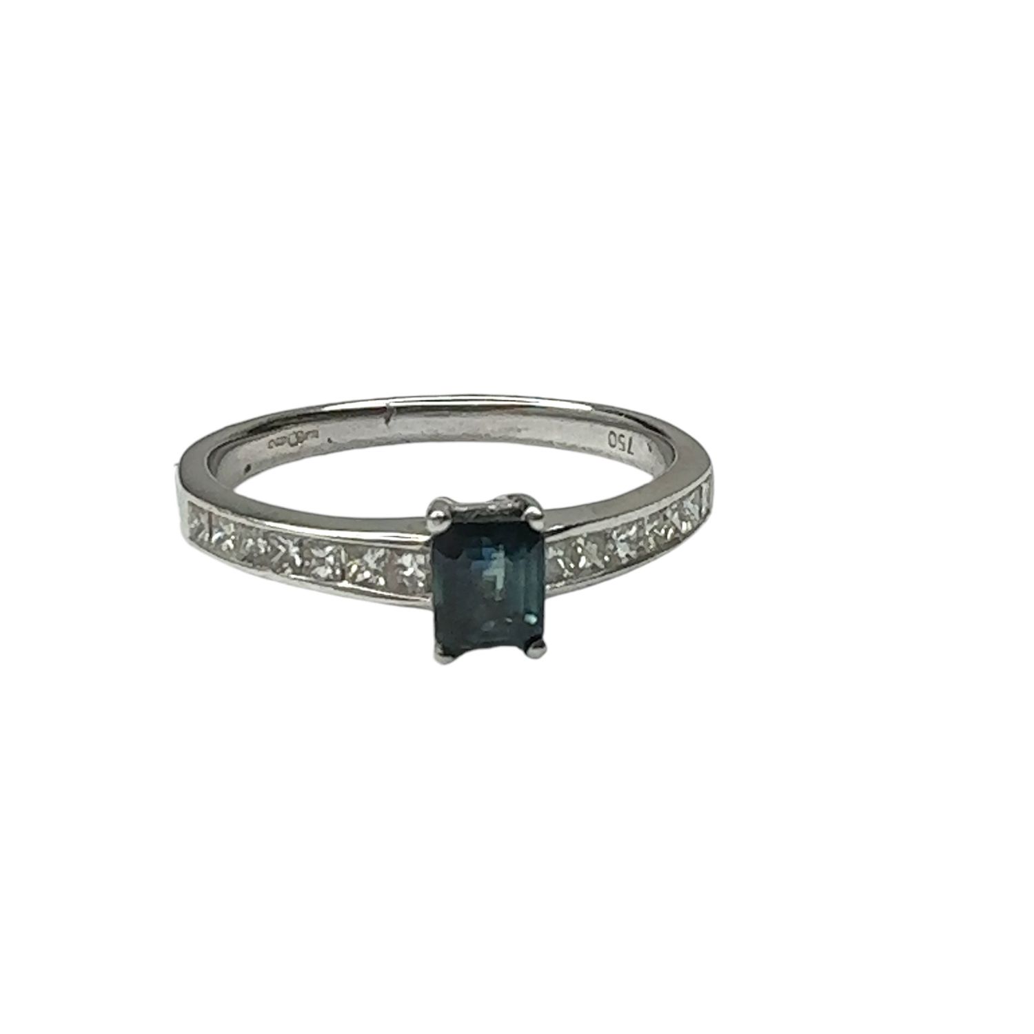 18ct white gold diamond 0.20ct and sapphire set ring