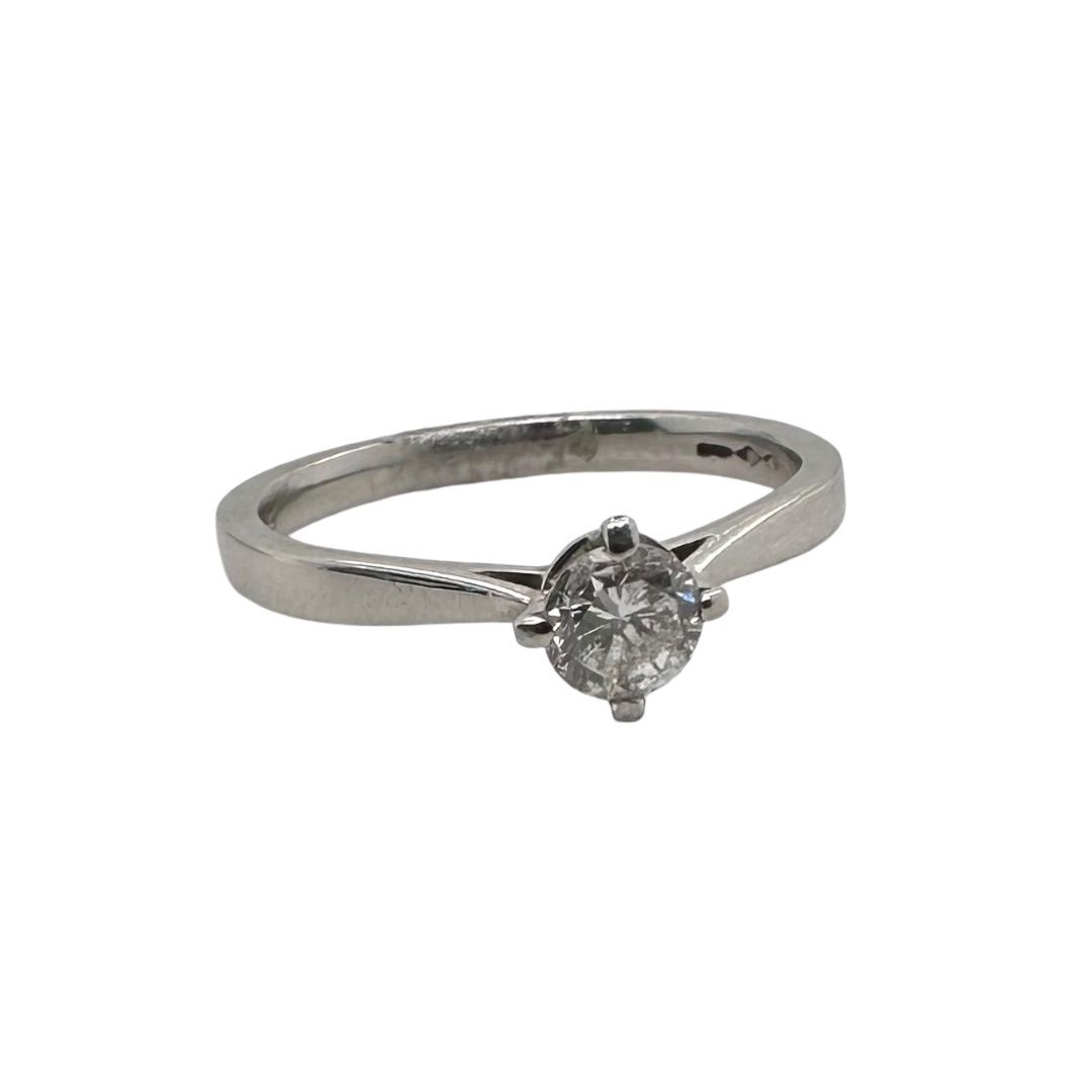 18ct white gold Single set diamond 0.50ct ring