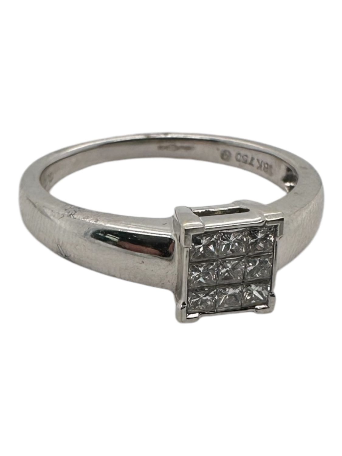 18ct white gold diamond 0.20ct square set ring