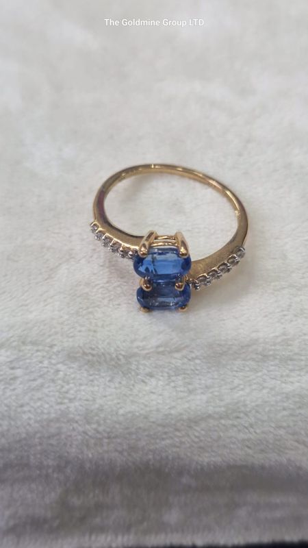 Tanzanite &amp; Diamond Ring MLS261