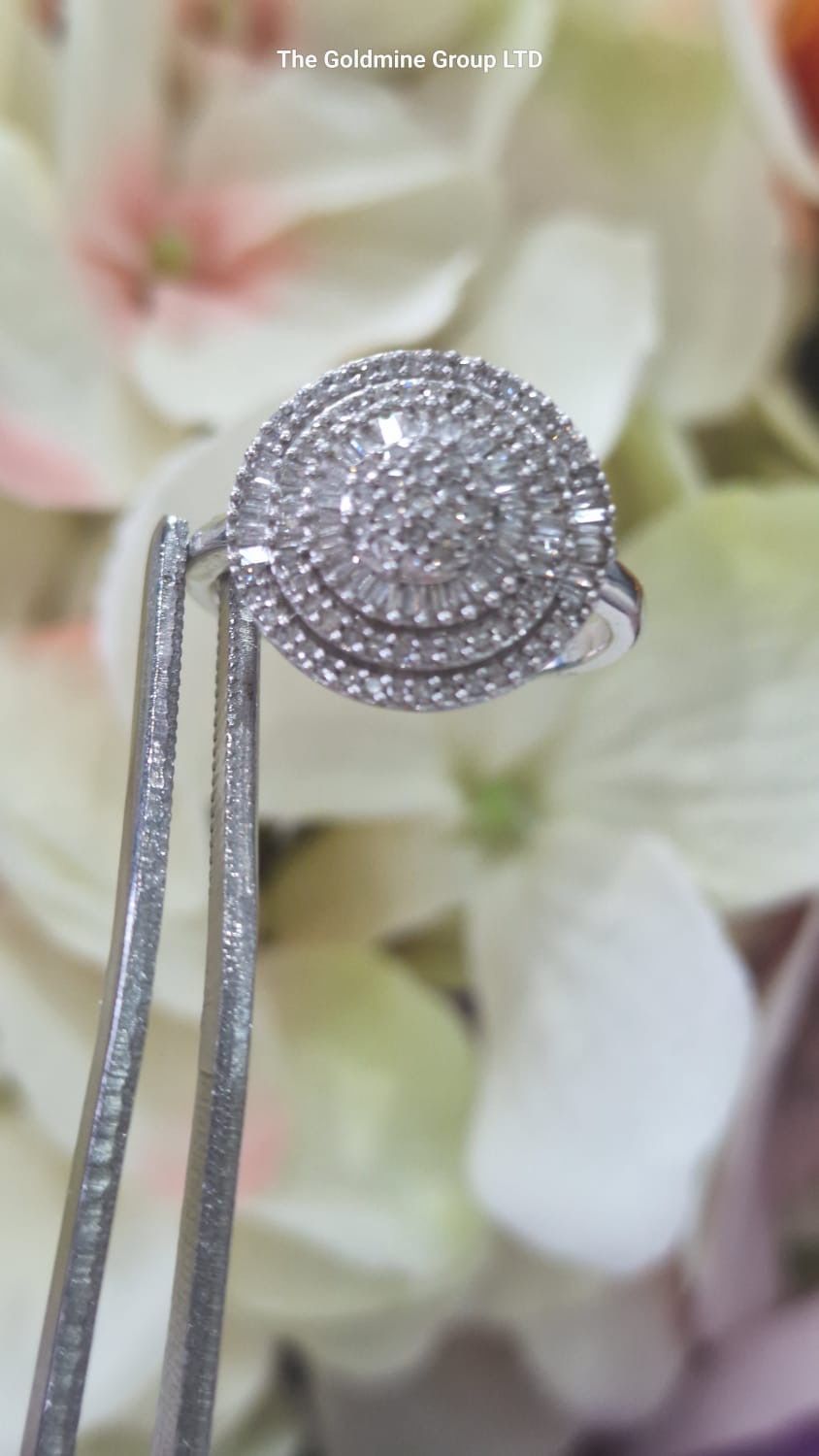 Diamond Cluster Ring STU356