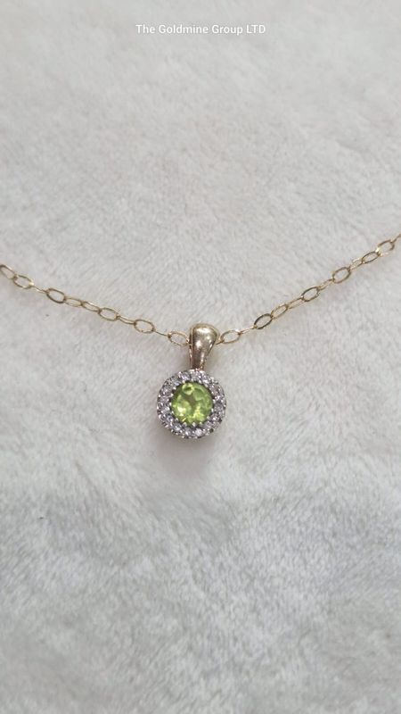Peridot &amp; Diamond Necklace MLS33