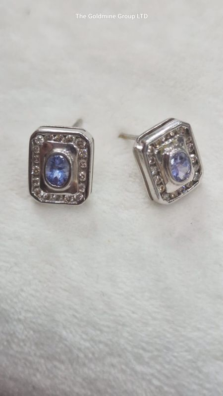 Diamond/Amethsyt Stud Earrings MLS228