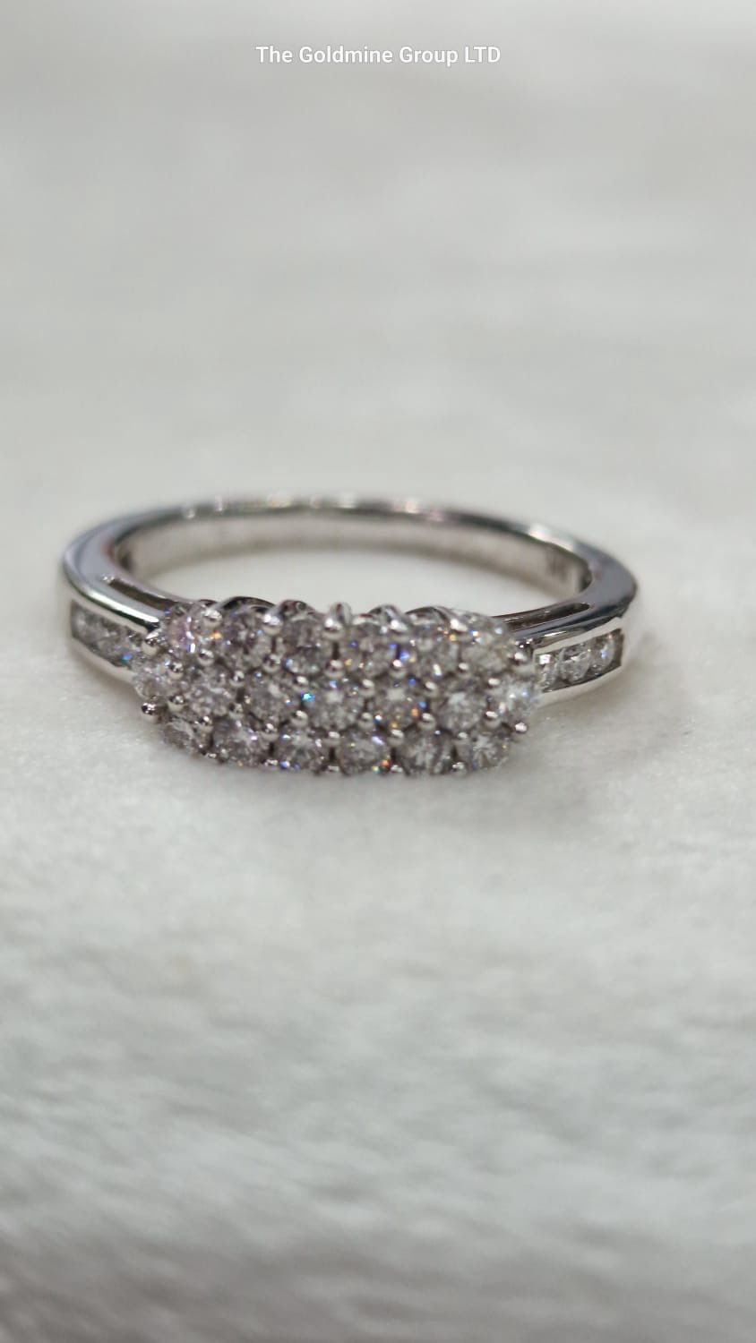 0.20ct Diamond Three Row Ring