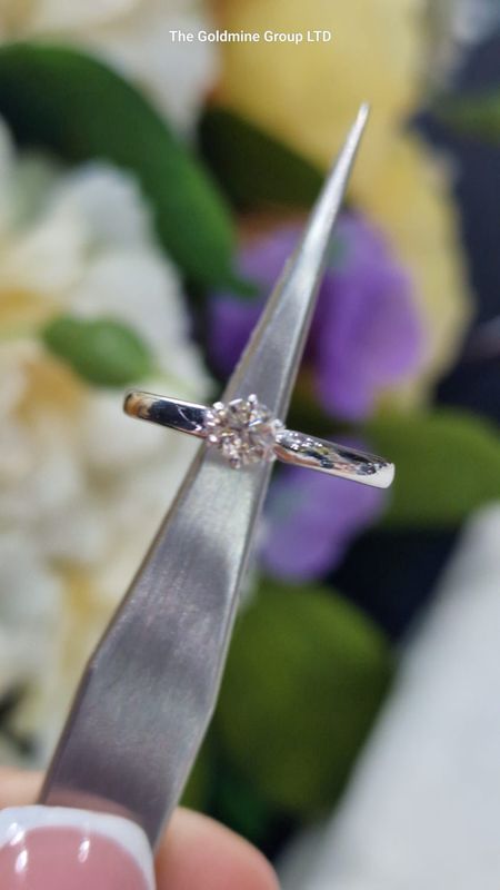 0.20ct Diamond Single Set Ring