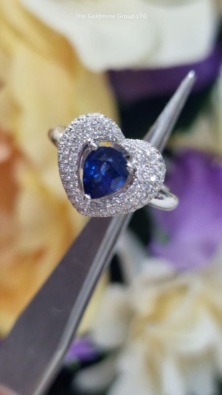 Sapphire &amp; Diamond Heart Ring STU393