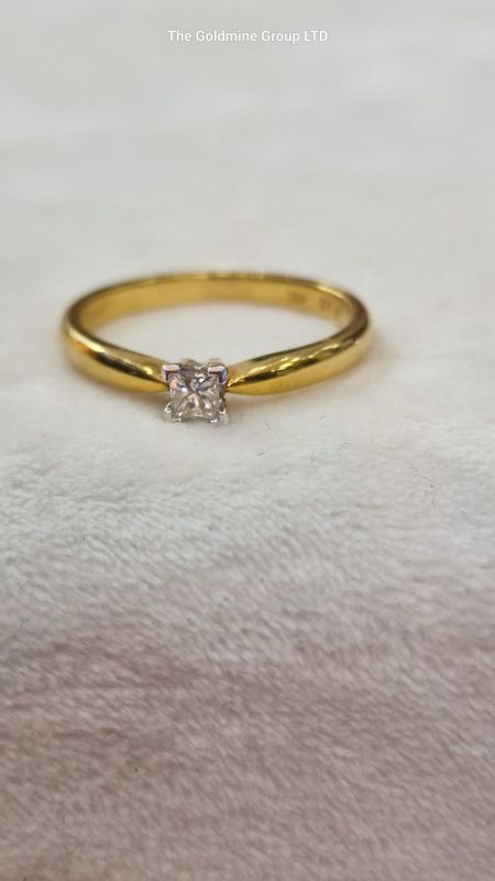 Princess Diamond Ring STU406