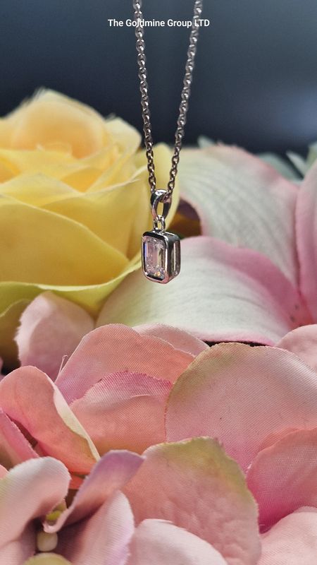 Cubic Zircon Baguette Cut Necklace STU338