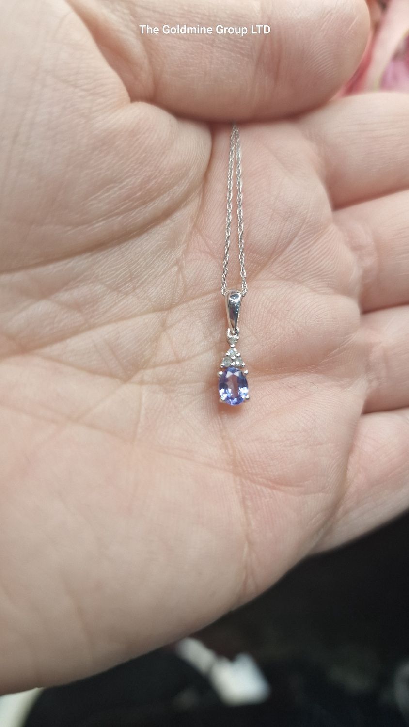 Tanzanite &amp; Diamond Necklace RC280