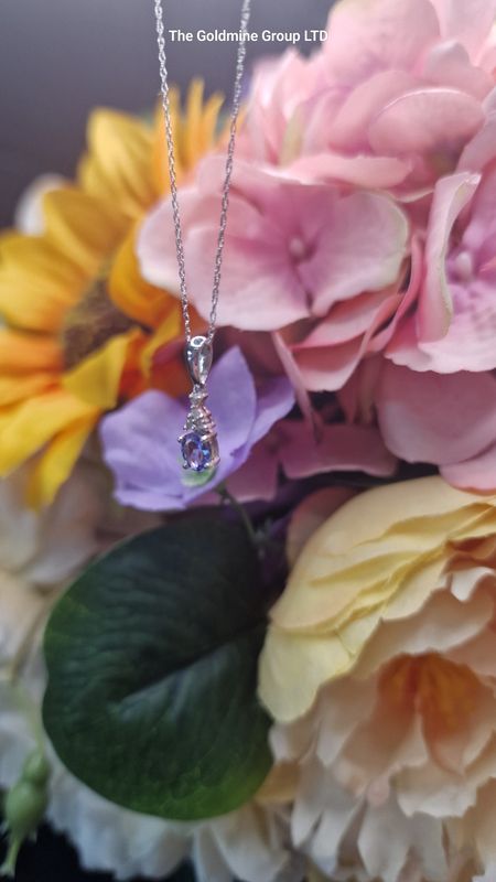 Tanzanite &amp; Diamond Necklace RC280