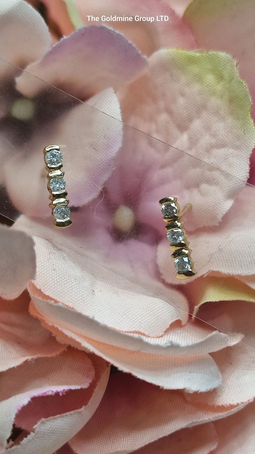 Diamond Drop Studs STE68