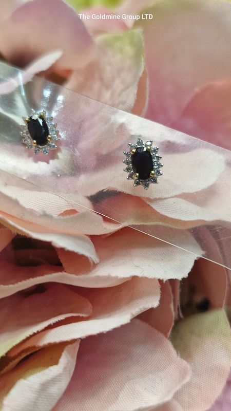 Sapphire &amp; Diamond Flower Studs RCV11