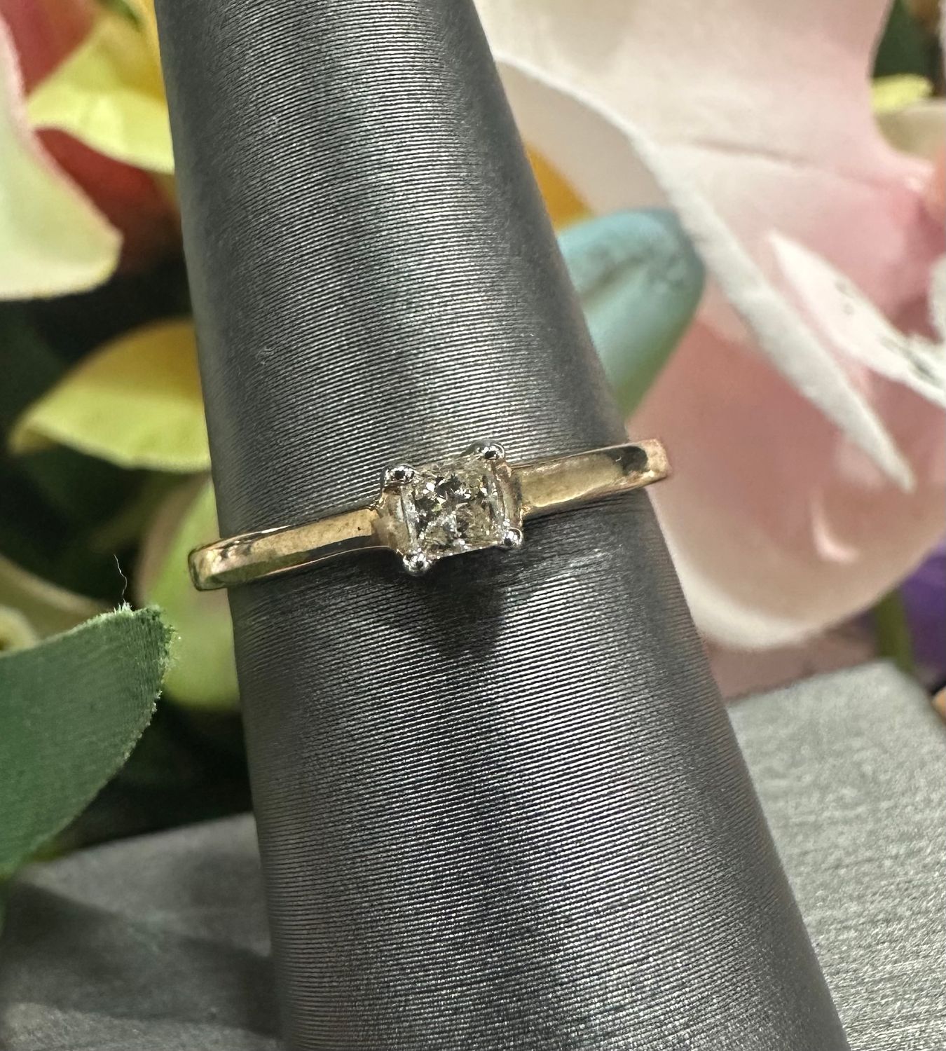 0.20ct Princess Cut Diamond Ring STU402