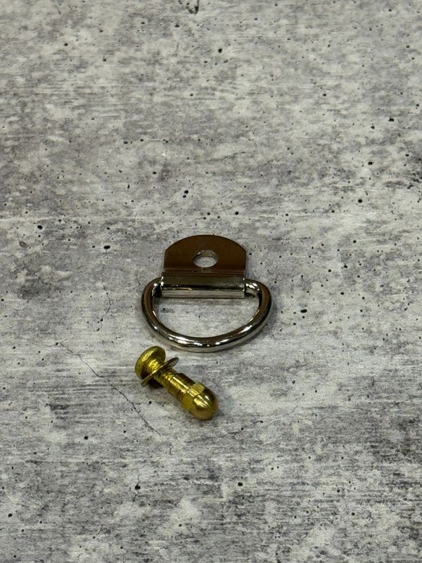 WCCHRM-Rear Chrome D-Ring