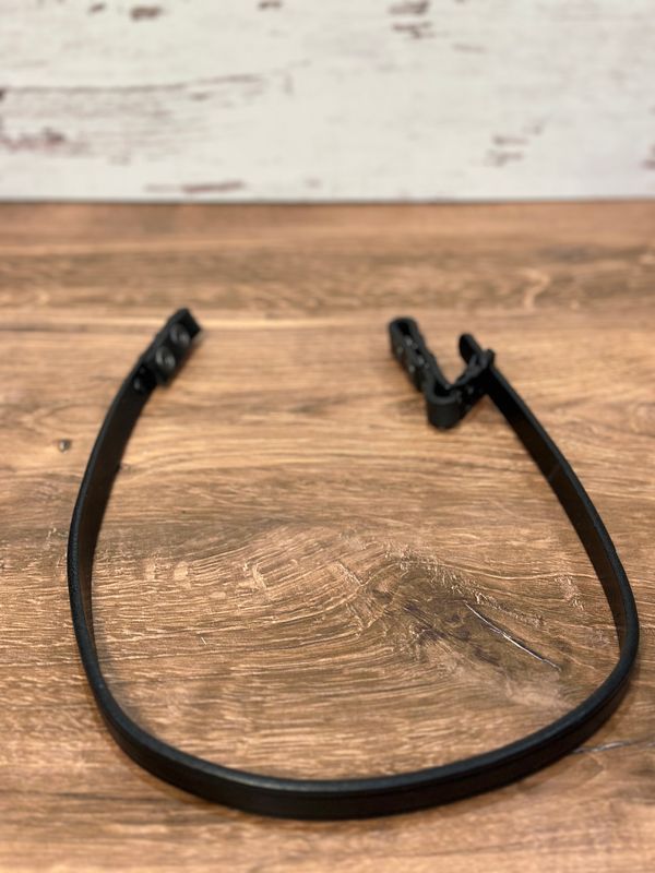 WCLCSBLKNQR–Leather Chinstrap with Snaps - No Quick Release