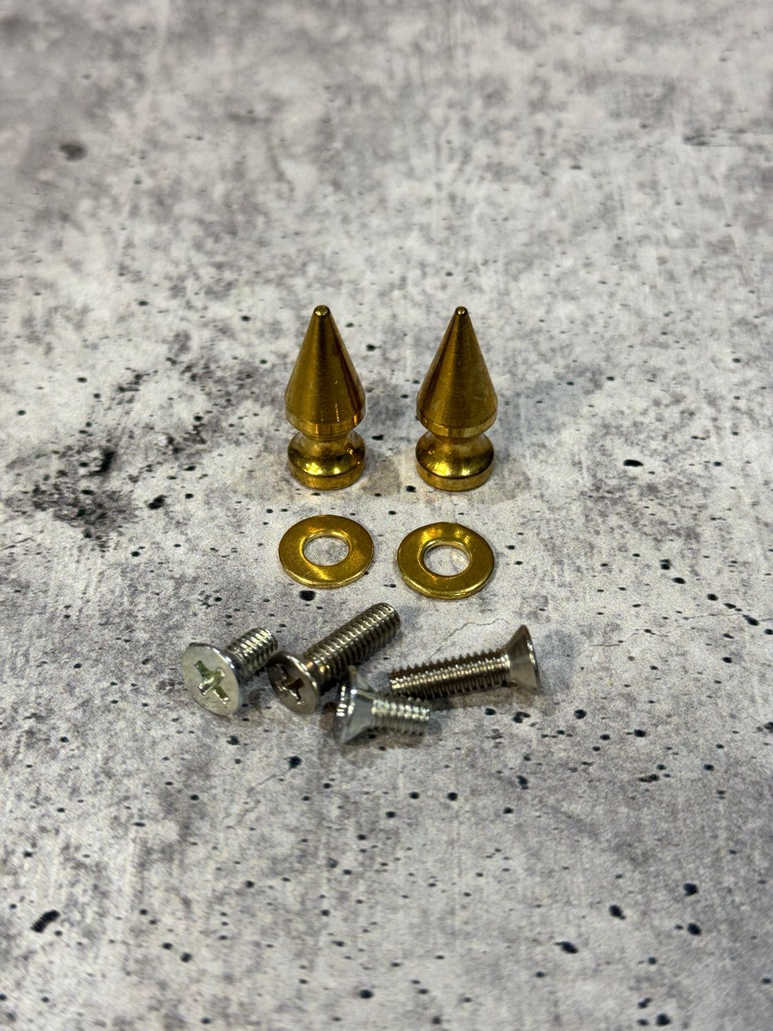 WCSPKBRASS- Brass Bourke Spikes