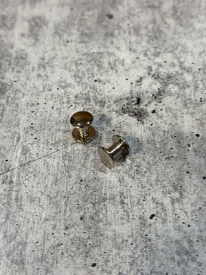 WCCHISC- Chicago Screws Chrome