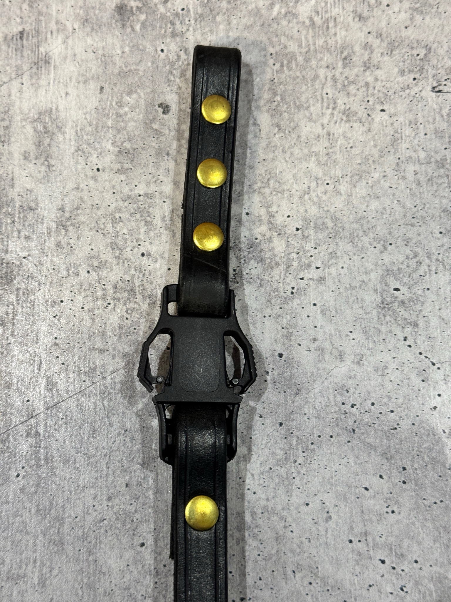 WCLPHENBRASS- Phenix TL-2 Leather Chinstrap With Chicago Screws And Quick Release Buckle