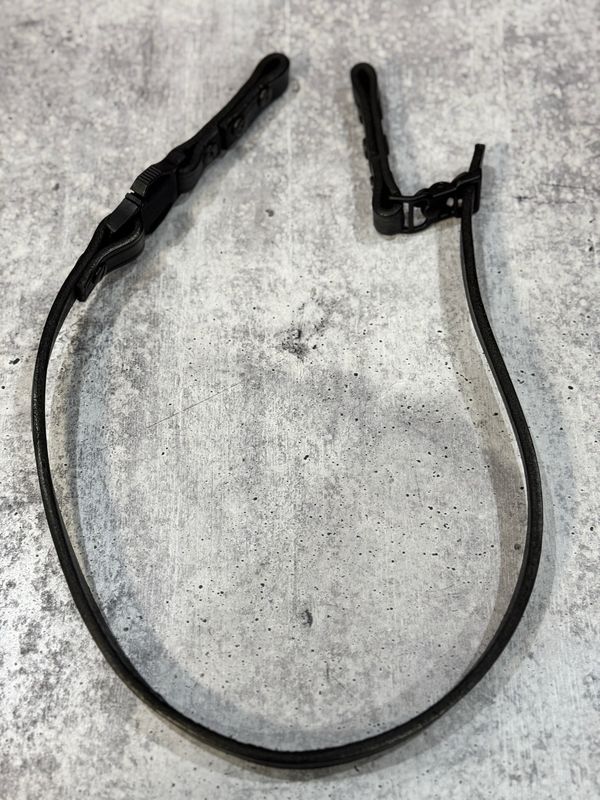 WCLPHEBLK-Phenix TL-2 Leather Chinstrap With Chicago Screws And Quick Release Buckle
