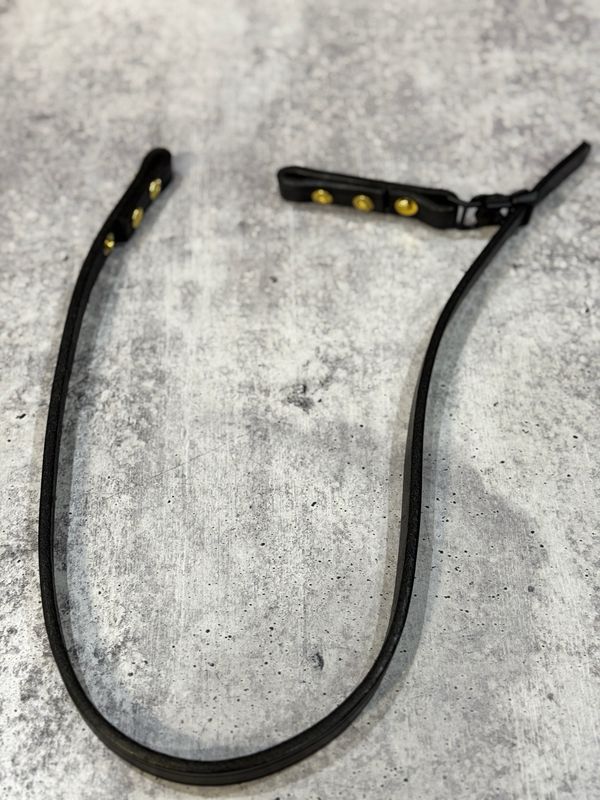 WCLPHEBRASSNOQR- Phenix TL-2 Leather Chinstrap With Chicago Screws And No Quick Release Buckle