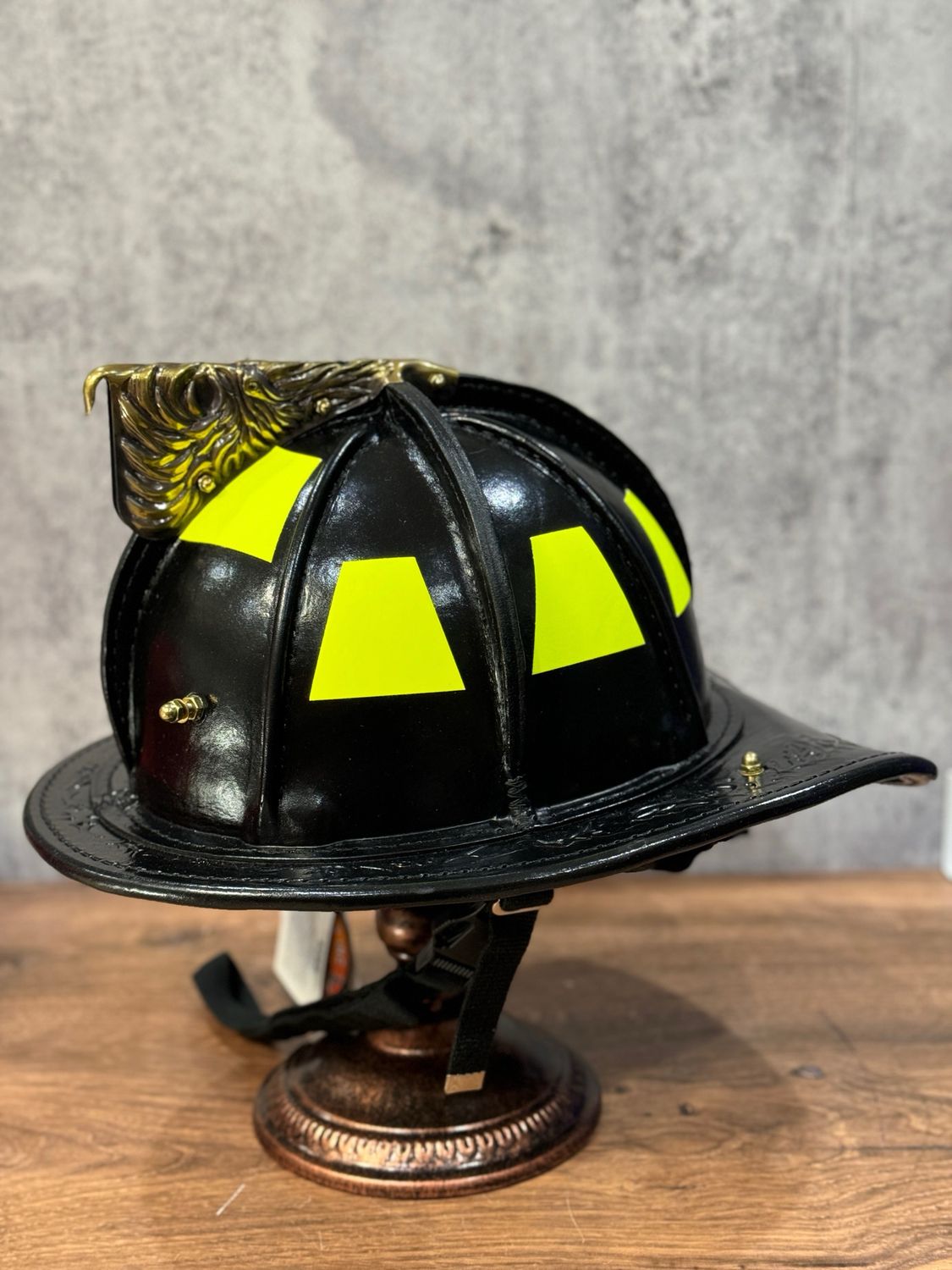 WCTL2RB - 2024 Phenix TL-2 NFPA Compliant + Free Shipping and Leather Chinstrap